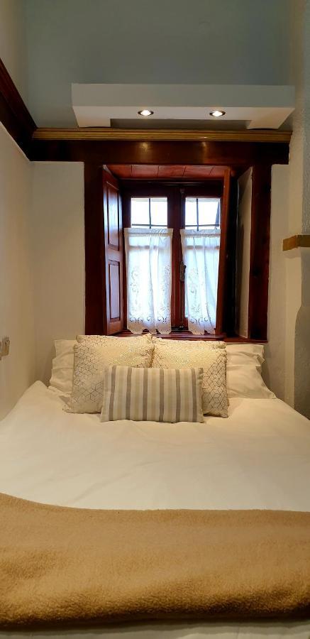 Astraka Guesthouse I Papigko Ngoại thất bức ảnh