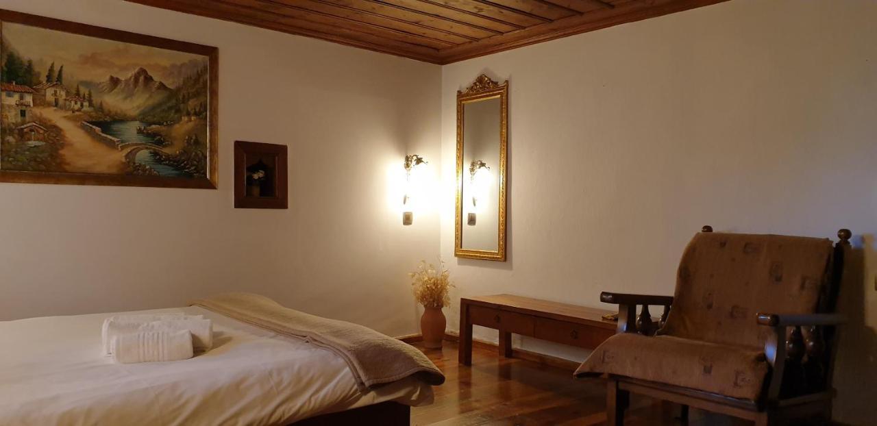 Astraka Guesthouse I Papigko Ngoại thất bức ảnh