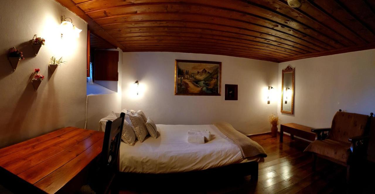 Astraka Guesthouse I Papigko Ngoại thất bức ảnh